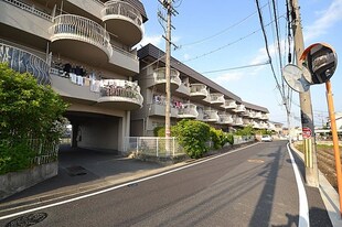 阪急上牧ドリームマンションの物件外観写真